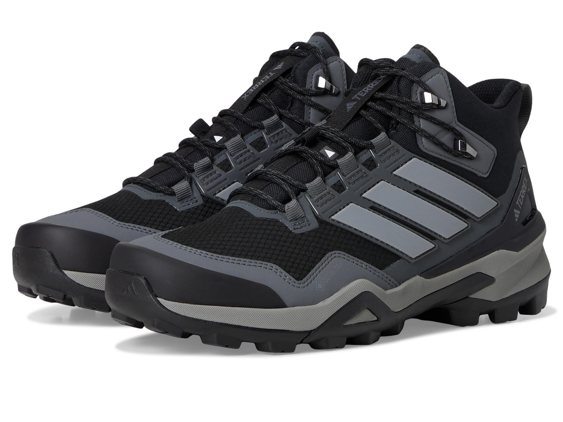 adidas Outdoor Terrex Skychaser GORE-TEX Mid Top Hiking Shoes — vista principal